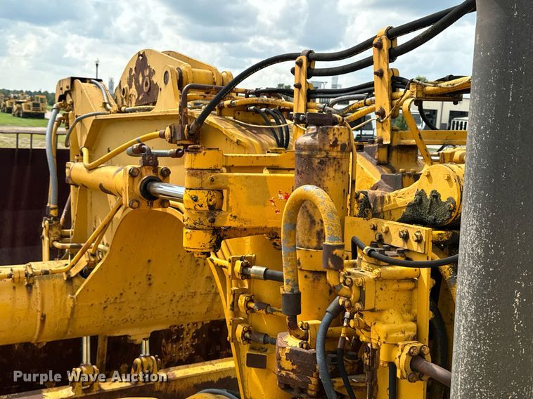 image for item DW2270 1978 Caterpillar 621B conventional scraper 