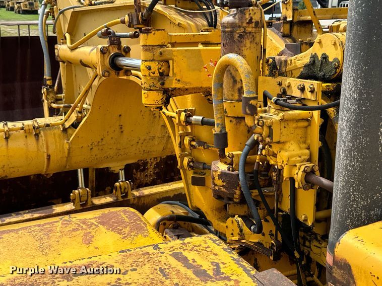 image for item DW2270 1978 Caterpillar 621B conventional scraper 