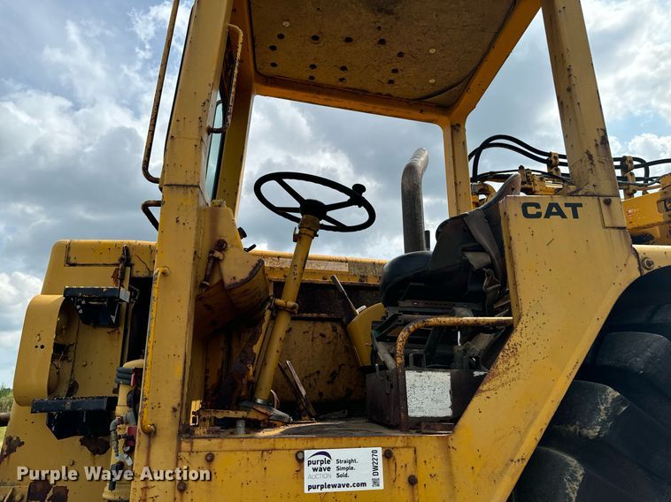 image for item DW2270 1978 Caterpillar 621B conventional scraper 