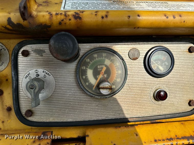 image for item DW2270 1978 Caterpillar 621B conventional scraper 