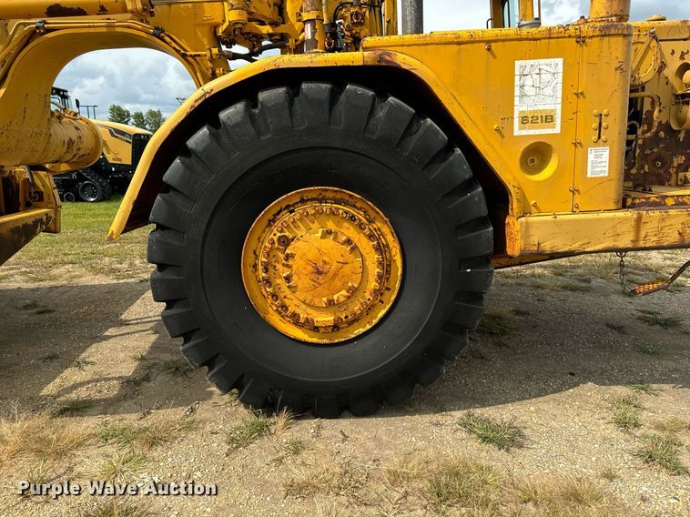 image for item DW2270 1978 Caterpillar 621B conventional scraper 