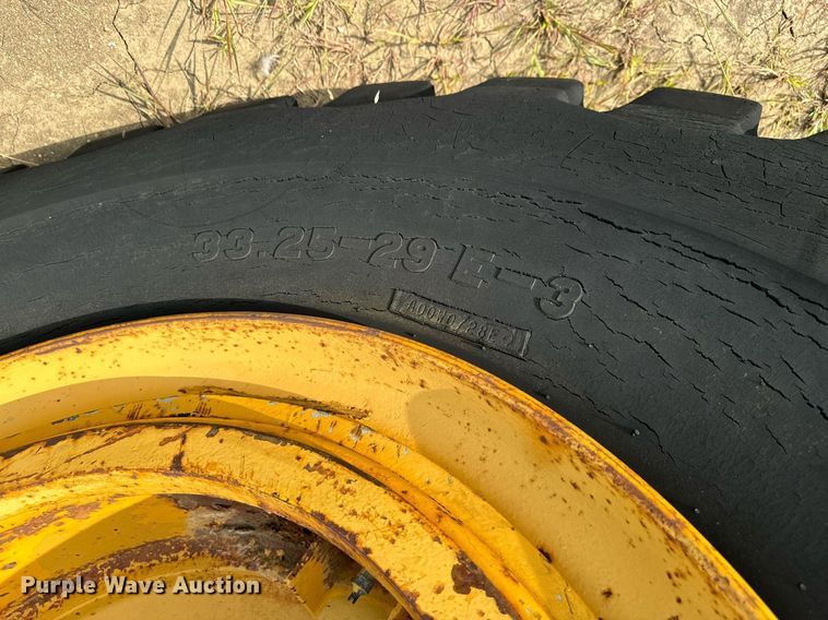 image for item DW2270 1978 Caterpillar 621B conventional scraper 