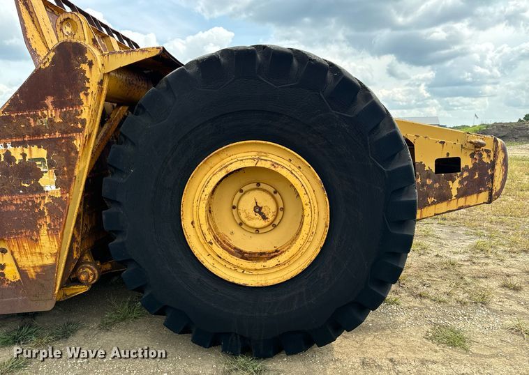 image for item DW2270 1978 Caterpillar 621B conventional scraper 