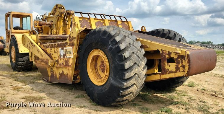 image for item DW2271 1978 Caterpillar 621B conventional scraper 