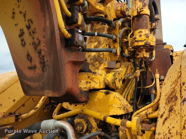 image for item DW2271 1978 Caterpillar 621B conventional scraper 