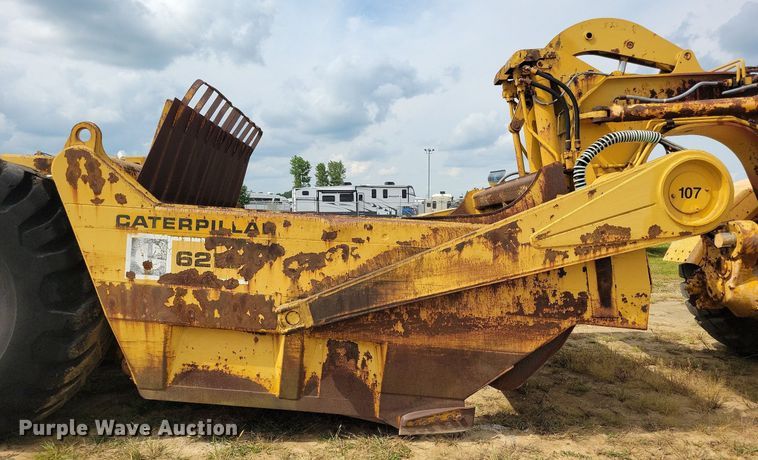 image for item DW2271 1978 Caterpillar 621B conventional scraper 