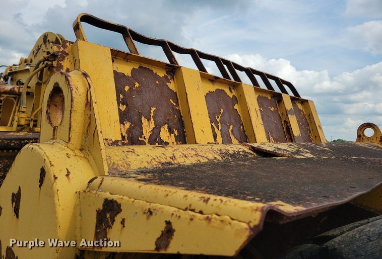 image for item DW2271 1978 Caterpillar 621B conventional scraper 