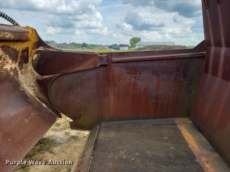 image for item DW2271 1978 Caterpillar 621B conventional scraper 