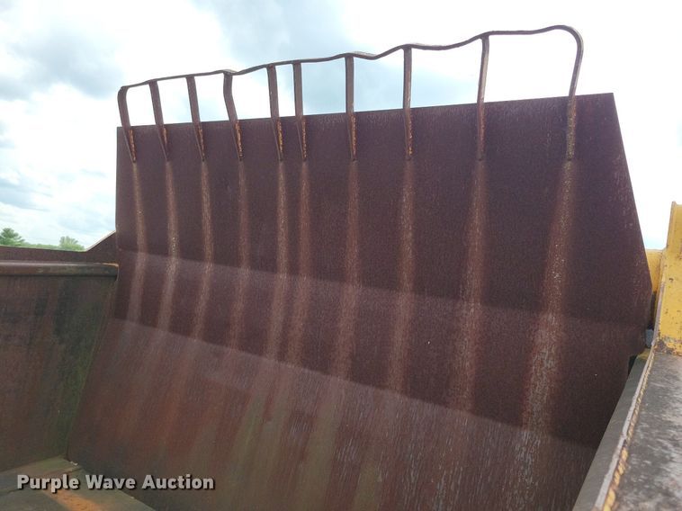 image for item DW2271 1978 Caterpillar 621B conventional scraper 