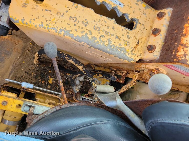 image for item DW2271 1978 Caterpillar 621B conventional scraper 