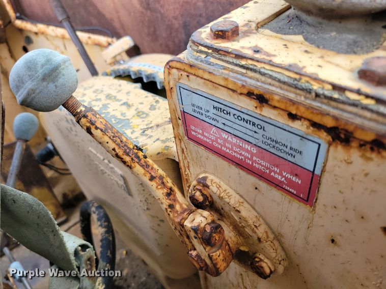 image for item DW2271 1978 Caterpillar 621B conventional scraper 