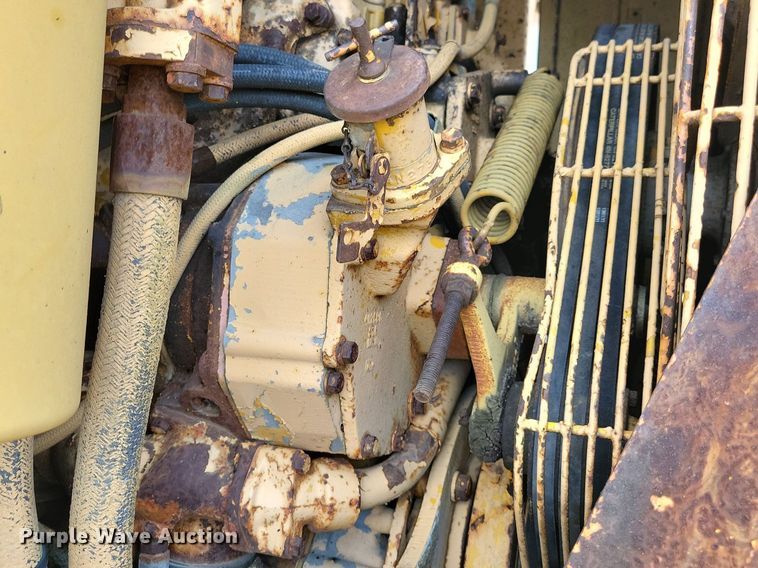 image for item DW2271 1978 Caterpillar 621B conventional scraper 