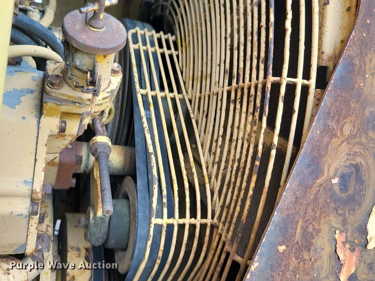 image for item DW2271 1978 Caterpillar 621B conventional scraper 