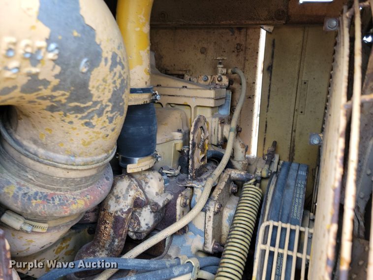 image for item DW2271 1978 Caterpillar 621B conventional scraper 