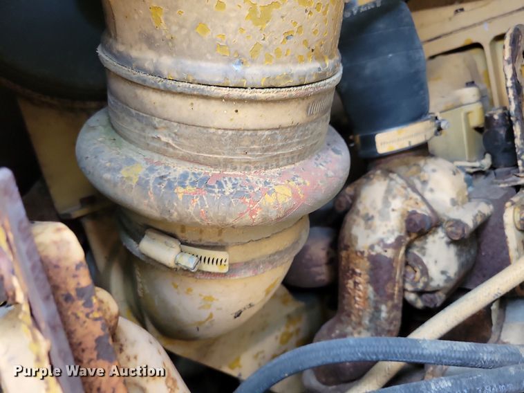 image for item DW2271 1978 Caterpillar 621B conventional scraper 