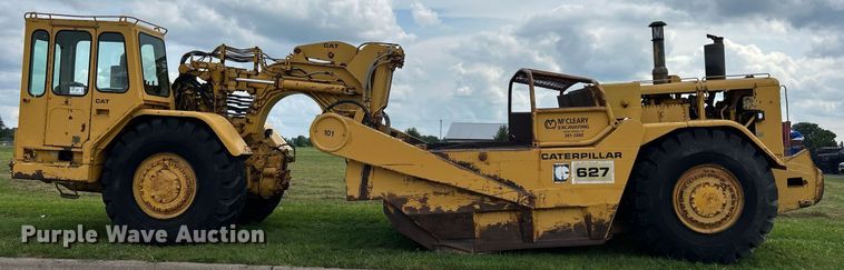 image for item DW2272 1973 Caterpillar  627 conventional scraper 