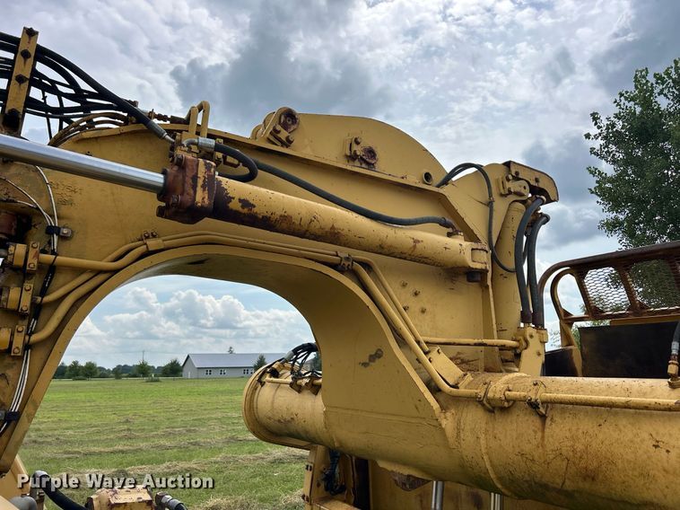 image for item DW2273 1979 Caterpillar  627B conventional scraper 