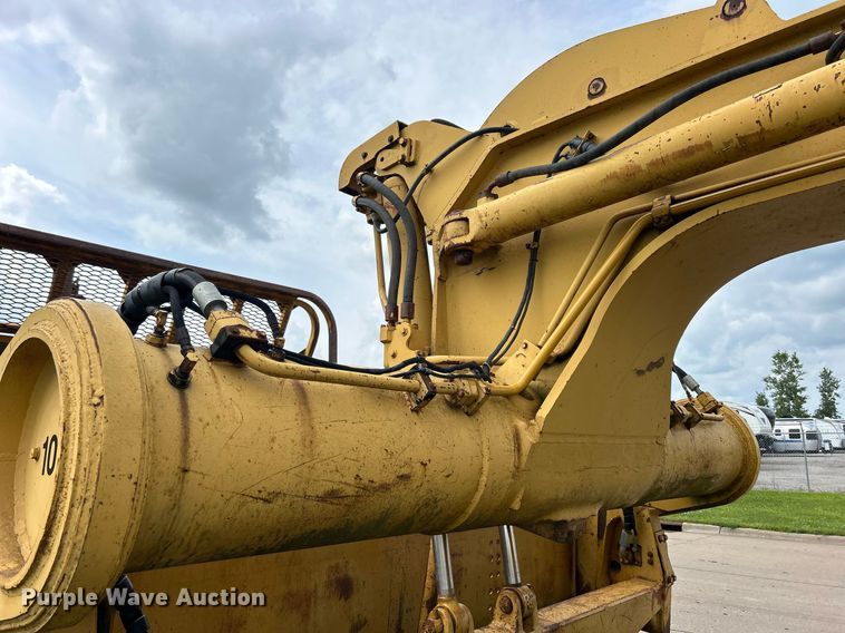 image for item DW2273 1979 Caterpillar  627B conventional scraper 