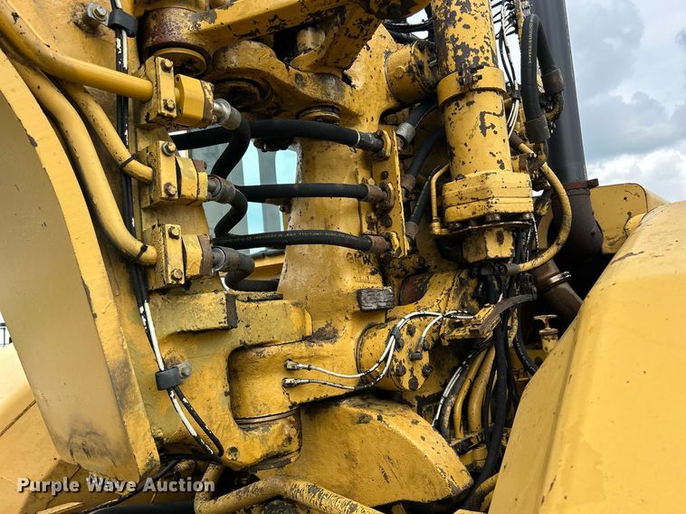 image for item DW2273 1979 Caterpillar  627B conventional scraper 