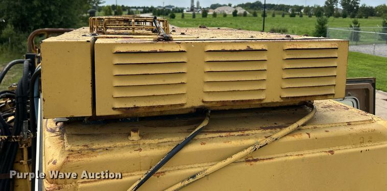 image for item DW2273 1979 Caterpillar  627B conventional scraper 