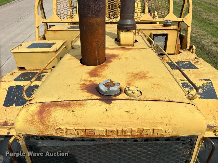 image for item DW2273 1979 Caterpillar  627B conventional scraper 