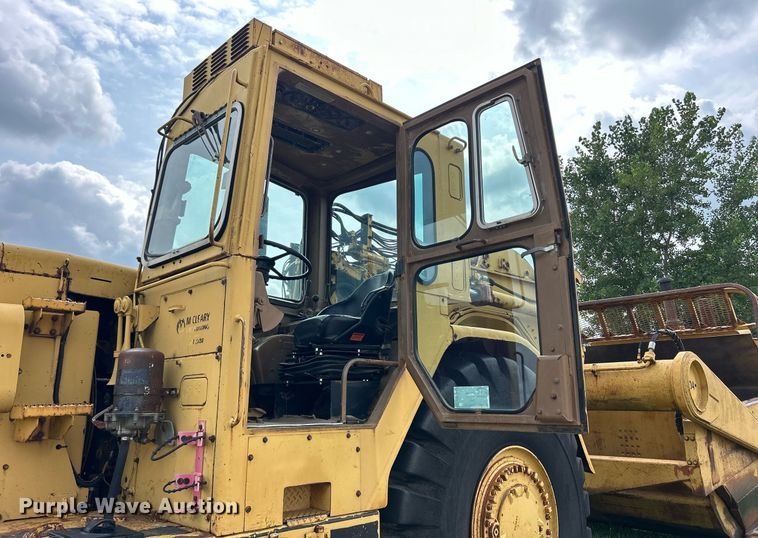 image for item DW2273 1979 Caterpillar  627B conventional scraper 