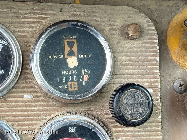 image for item DW2273 1979 Caterpillar  627B conventional scraper 