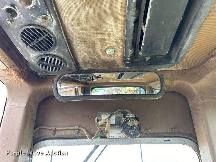 image for item DW2273 1979 Caterpillar  627B conventional scraper 