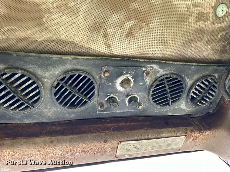 image for item DW2273 1979 Caterpillar  627B conventional scraper 