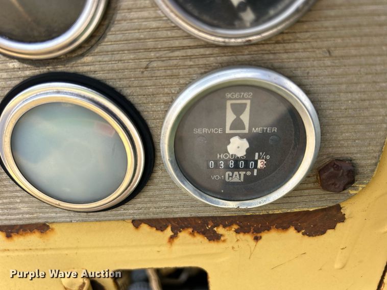 image for item DW2273 1979 Caterpillar  627B conventional scraper 