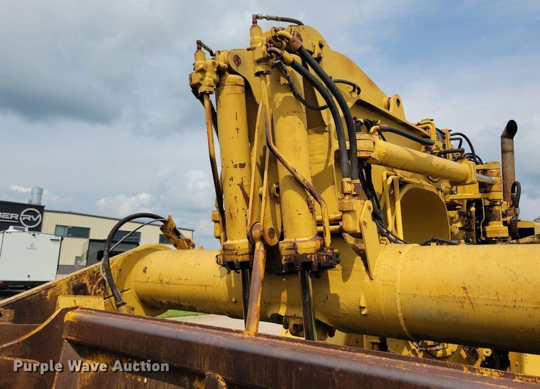 image for item DW2274 1984 Caterpillar 627B conventional scraper 