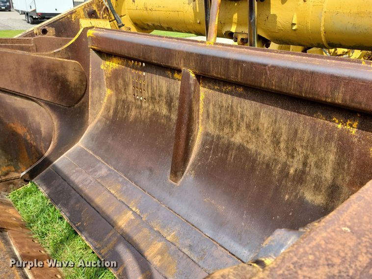 image for item DW2274 1984 Caterpillar 627B conventional scraper 