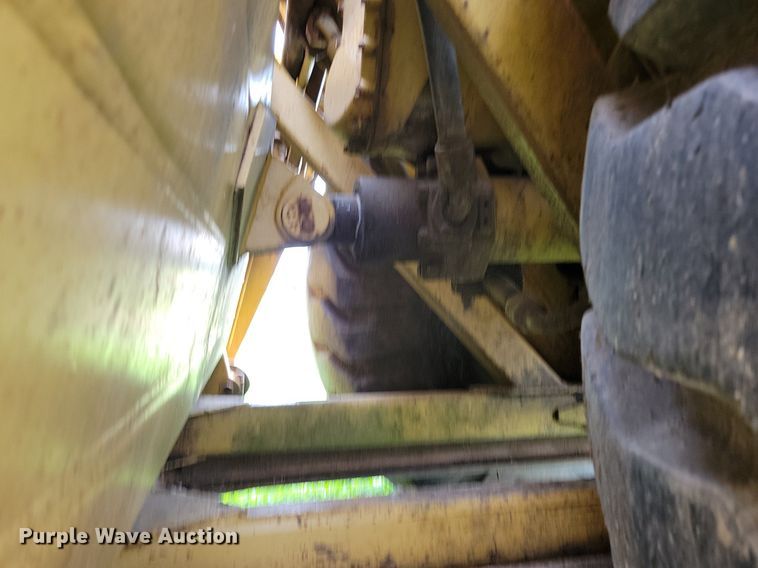 image for item DW2274 1984 Caterpillar 627B conventional scraper 