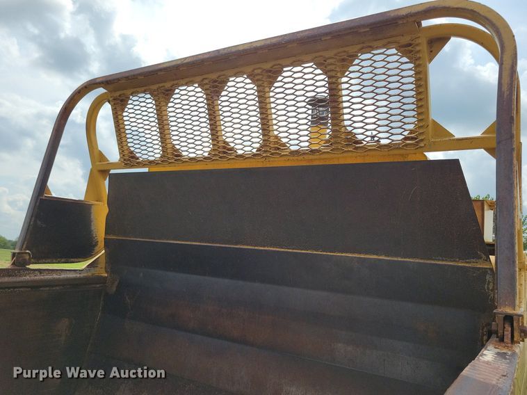 image for item DW2274 1984 Caterpillar 627B conventional scraper 