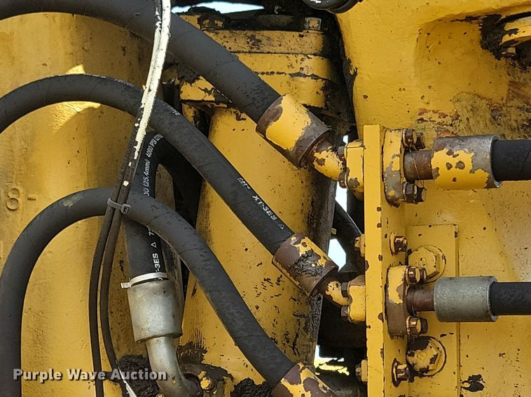image for item DW2274 1984 Caterpillar 627B conventional scraper 