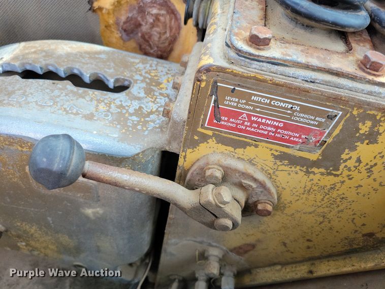 image for item DW2274 1984 Caterpillar 627B conventional scraper 