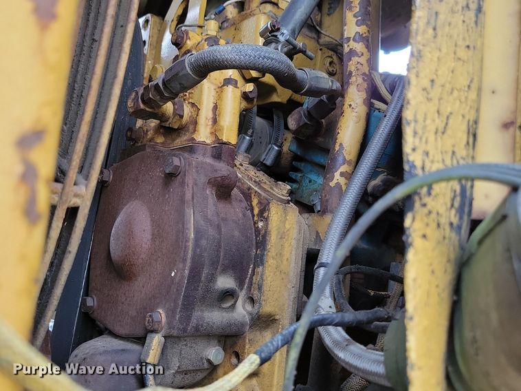 image for item DW2274 1984 Caterpillar 627B conventional scraper 