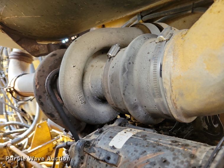 image for item DW2274 1984 Caterpillar 627B conventional scraper 