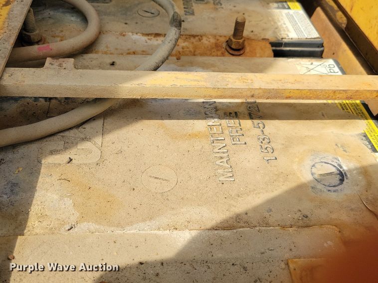 image for item DW2274 1984 Caterpillar 627B conventional scraper 