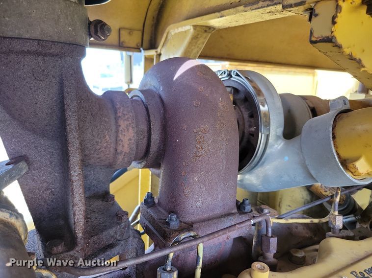 image for item DW2274 1984 Caterpillar 627B conventional scraper 