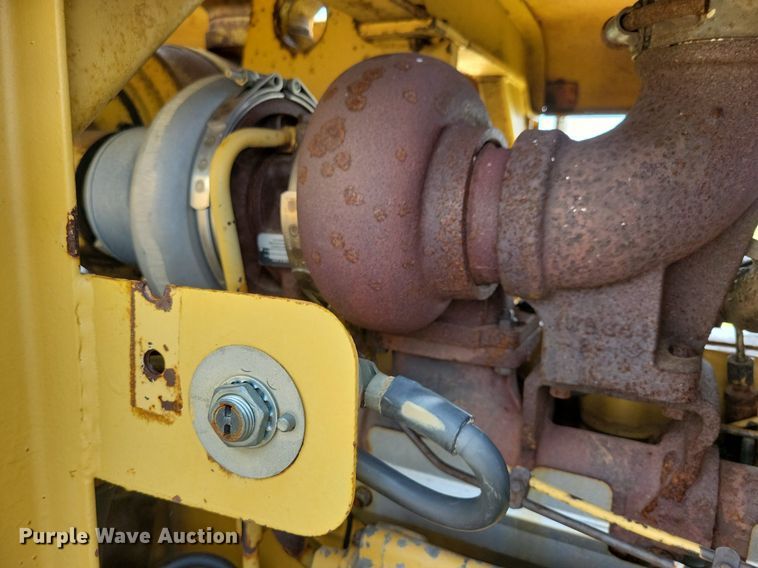 image for item DW2274 1984 Caterpillar 627B conventional scraper 