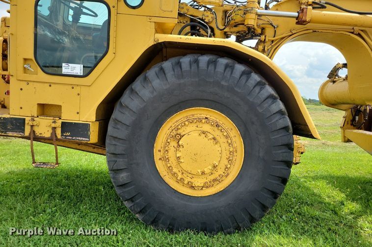 image for item DW2274 1984 Caterpillar 627B conventional scraper 