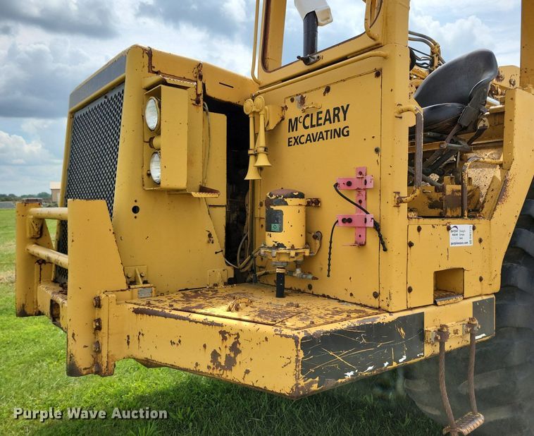 image for item DW2275 1976 Caterpillar 627B conventional scraper 