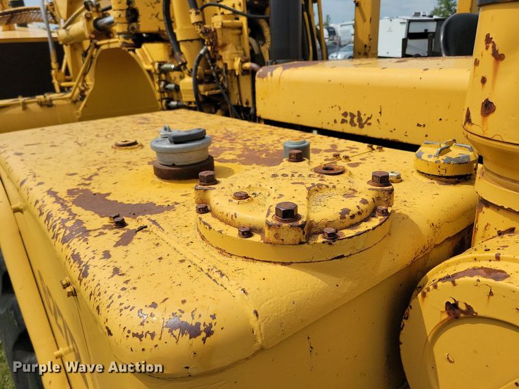 image for item DW2275 1976 Caterpillar 627B conventional scraper 