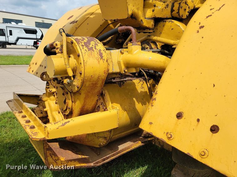 image for item DW2275 1976 Caterpillar 627B conventional scraper 