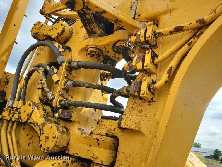image for item DW2275 1976 Caterpillar 627B conventional scraper 