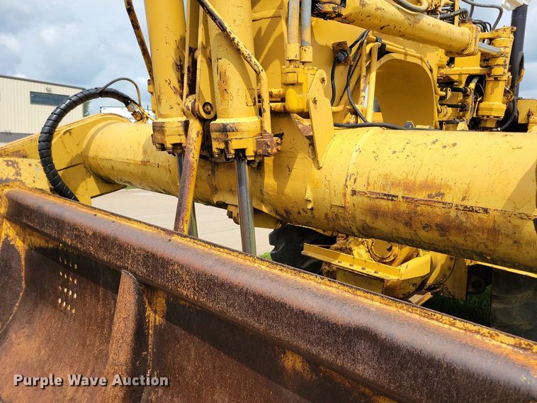 image for item DW2275 1976 Caterpillar 627B conventional scraper 