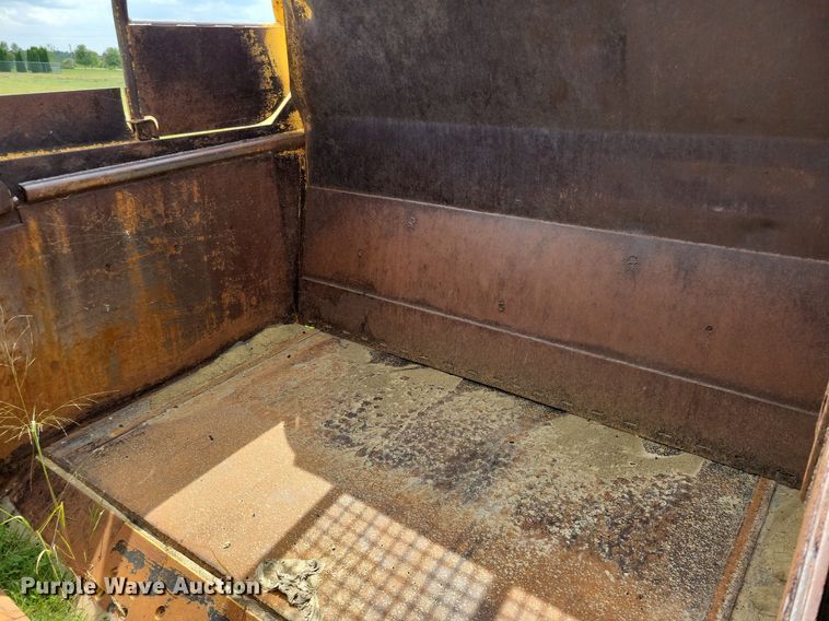 image for item DW2275 1976 Caterpillar 627B conventional scraper 