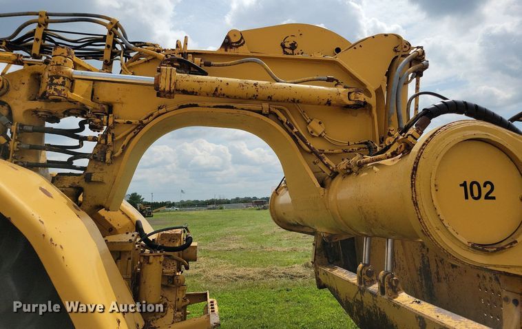 image for item DW2275 1976 Caterpillar 627B conventional scraper 