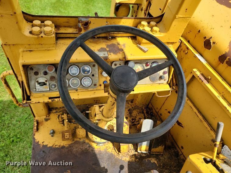 image for item DW2275 1976 Caterpillar 627B conventional scraper 